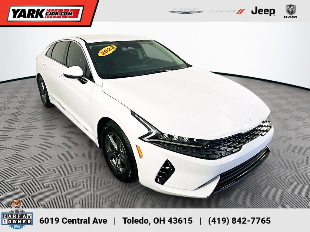 Used 2023 Kia K5 LXS FWD image 1