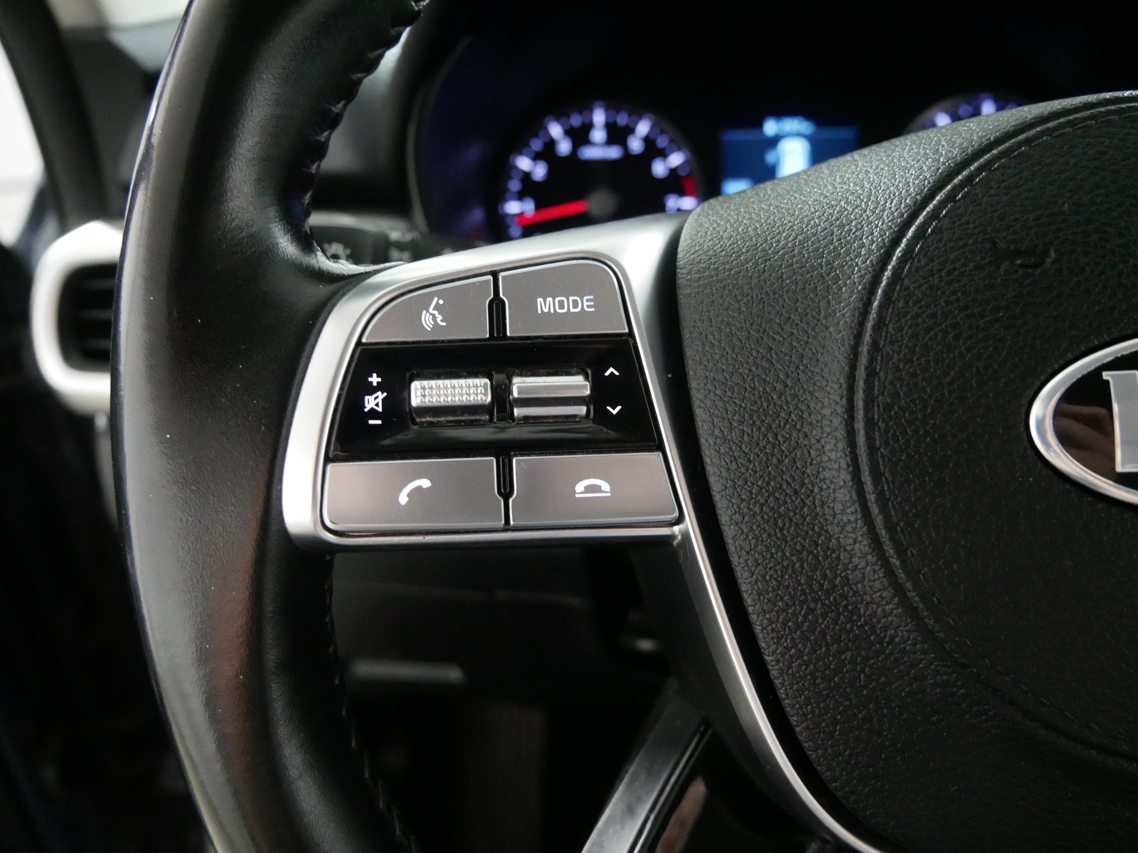 Used 2021 Kia Telluride LX AWD/4WD image 27