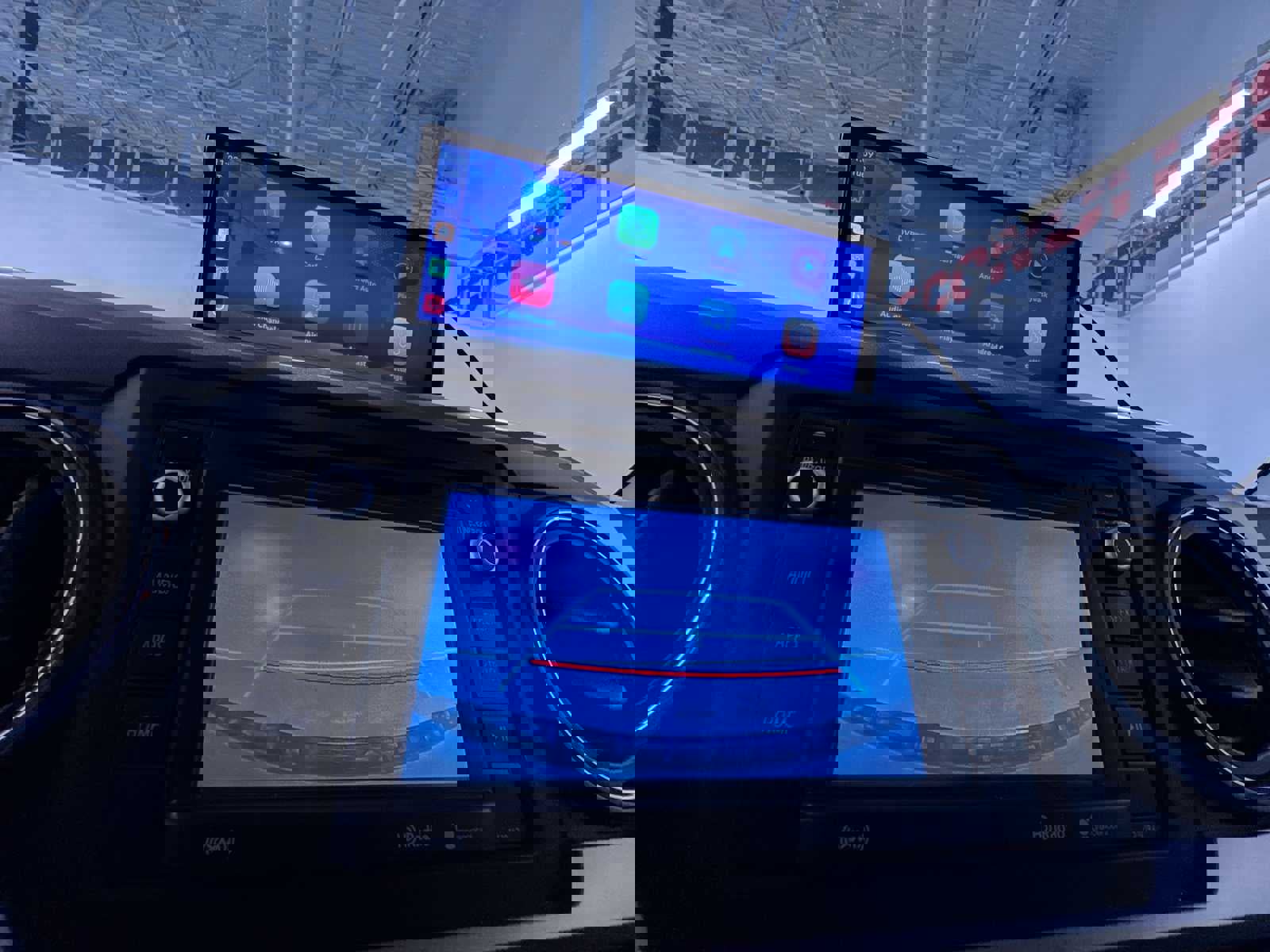 Used 2016 Toyota Tacoma SR5 image 25