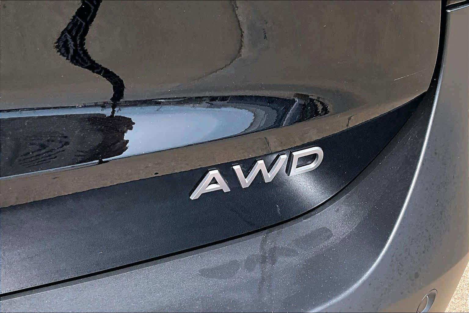 Used 2025 Nissan Kicks S AWD/4WD image 20