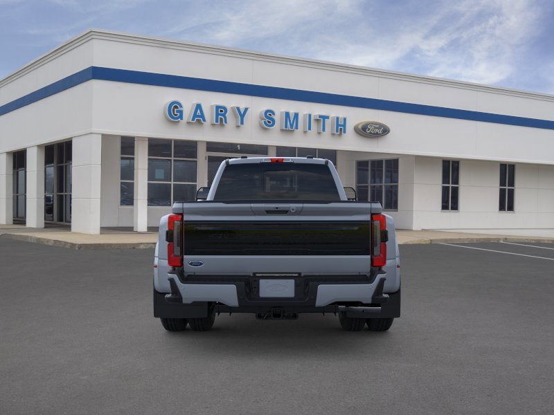 New 2026 Ford F350 4x4 Crew Cab DRW Super Duty image 5
