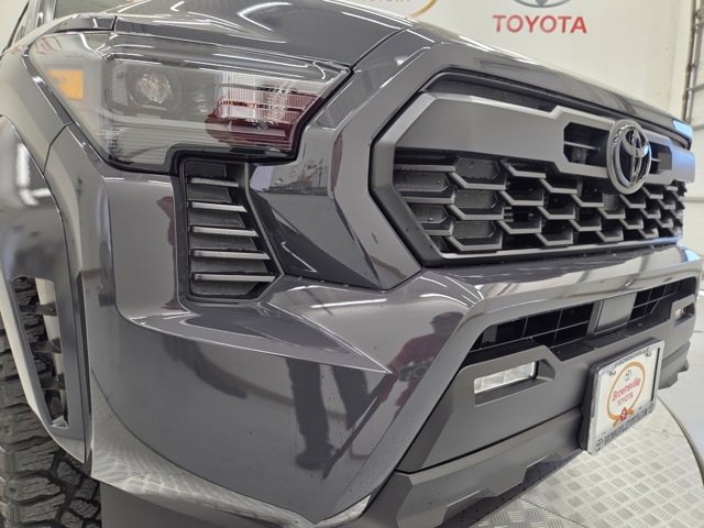 New 2025 Toyota Tacoma TRD Sport image 6