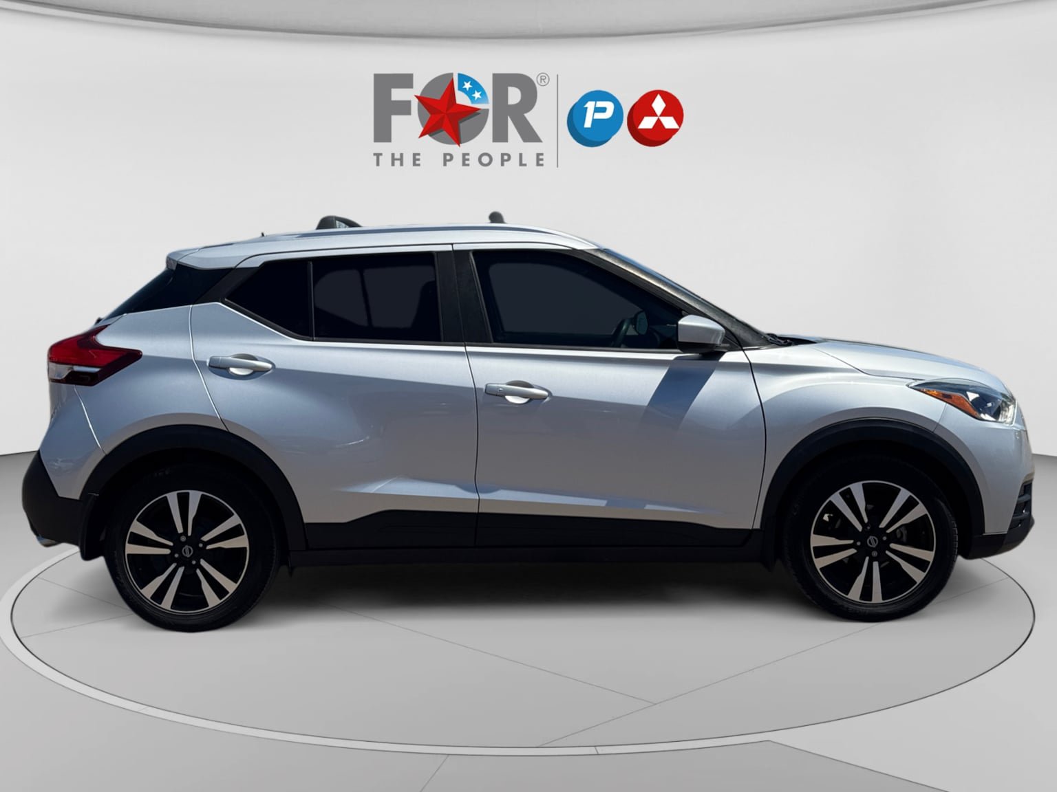 Used 2019 Nissan Kicks SV w/ Exterior Package FWD image 6