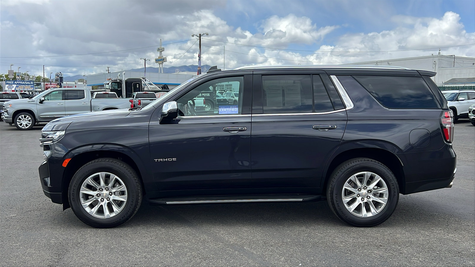Certified 2024 Chevrolet Tahoe Premier AWD/4WD image 8