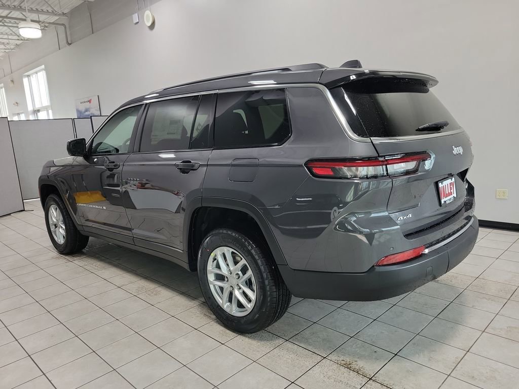 New 2025 Jeep Grand Cherokee L Laredo w/ Luxury Tech Group I image 4