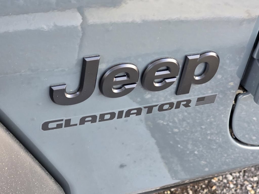 New 2026 Jeep Gladiator Sport AWD/4WD image 30