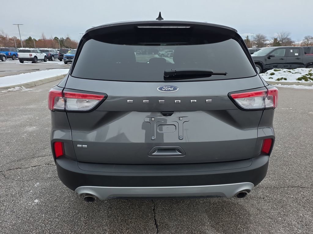 Used 2022 Ford Escape SE w/ Cold Weather Package image 6