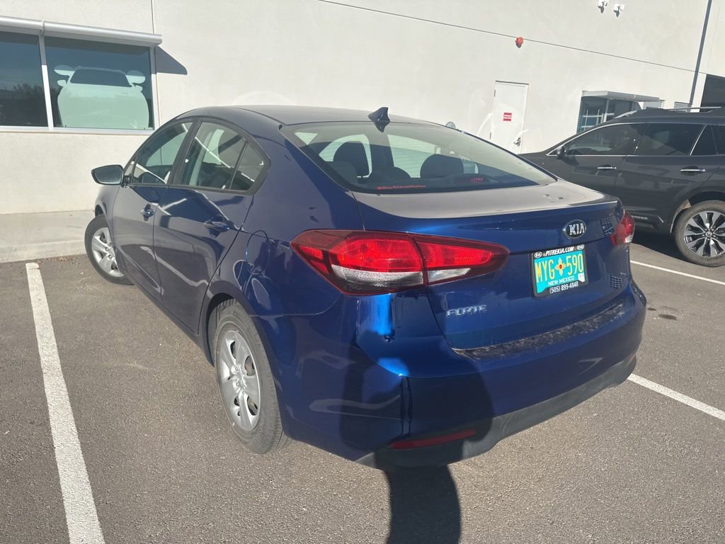 Used 2017 Kia Forte LX image 10