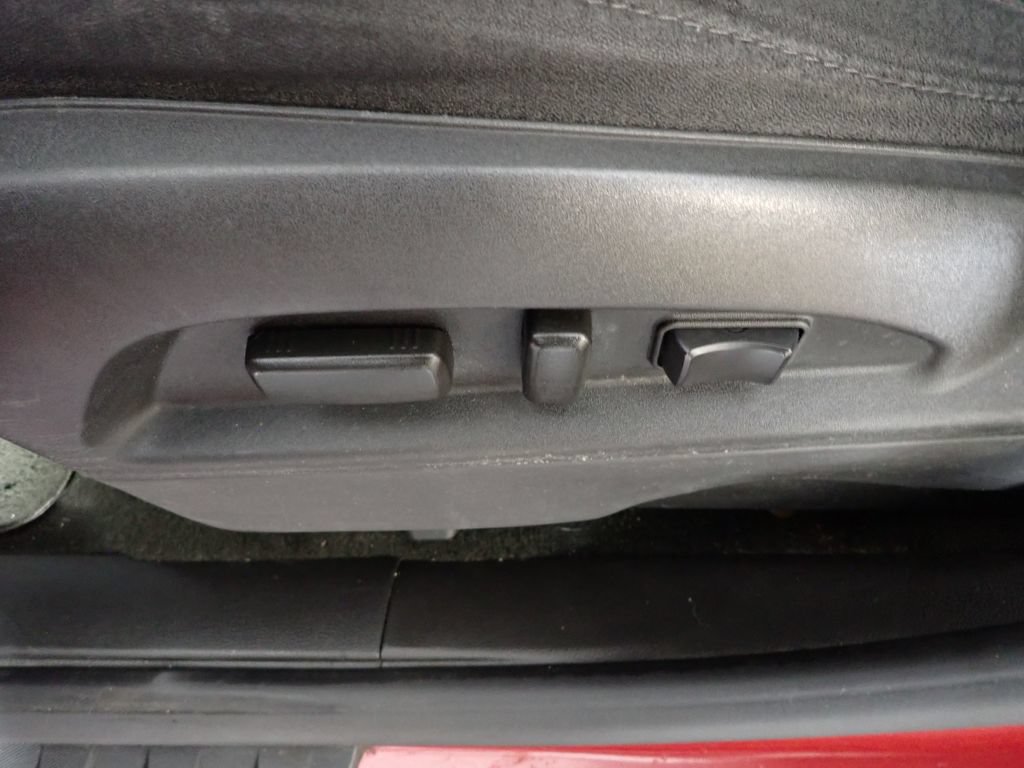Used 2013 Chevrolet Equinox LT AWD/4WD image 21
