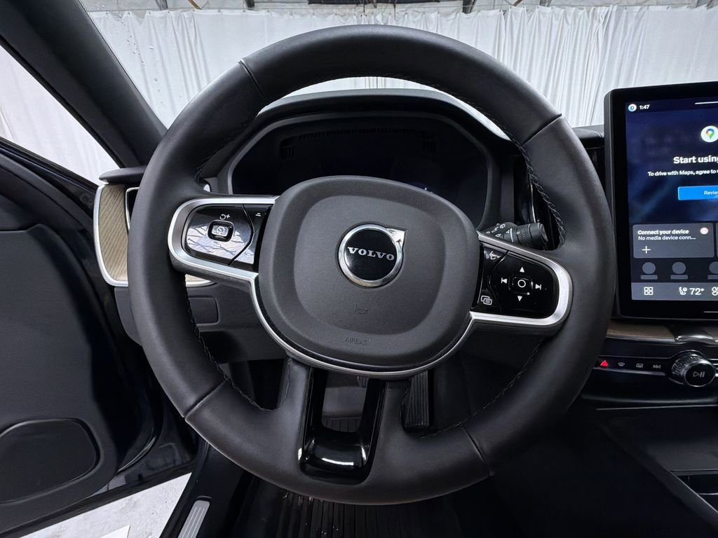 Used 2026 Volvo XC60 B5 Plus w/ Climate Package AWD/4WD image 15