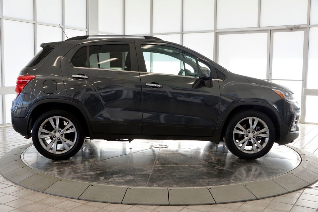 Used 2019 Chevrolet Trax LT w/ Driver Confidence Package image 9
