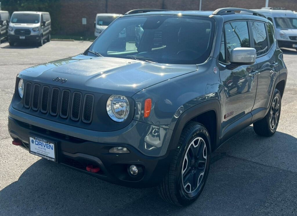 Used 2015 Jeep Renegade Trailhawk w/ Cold Weather Group image 32