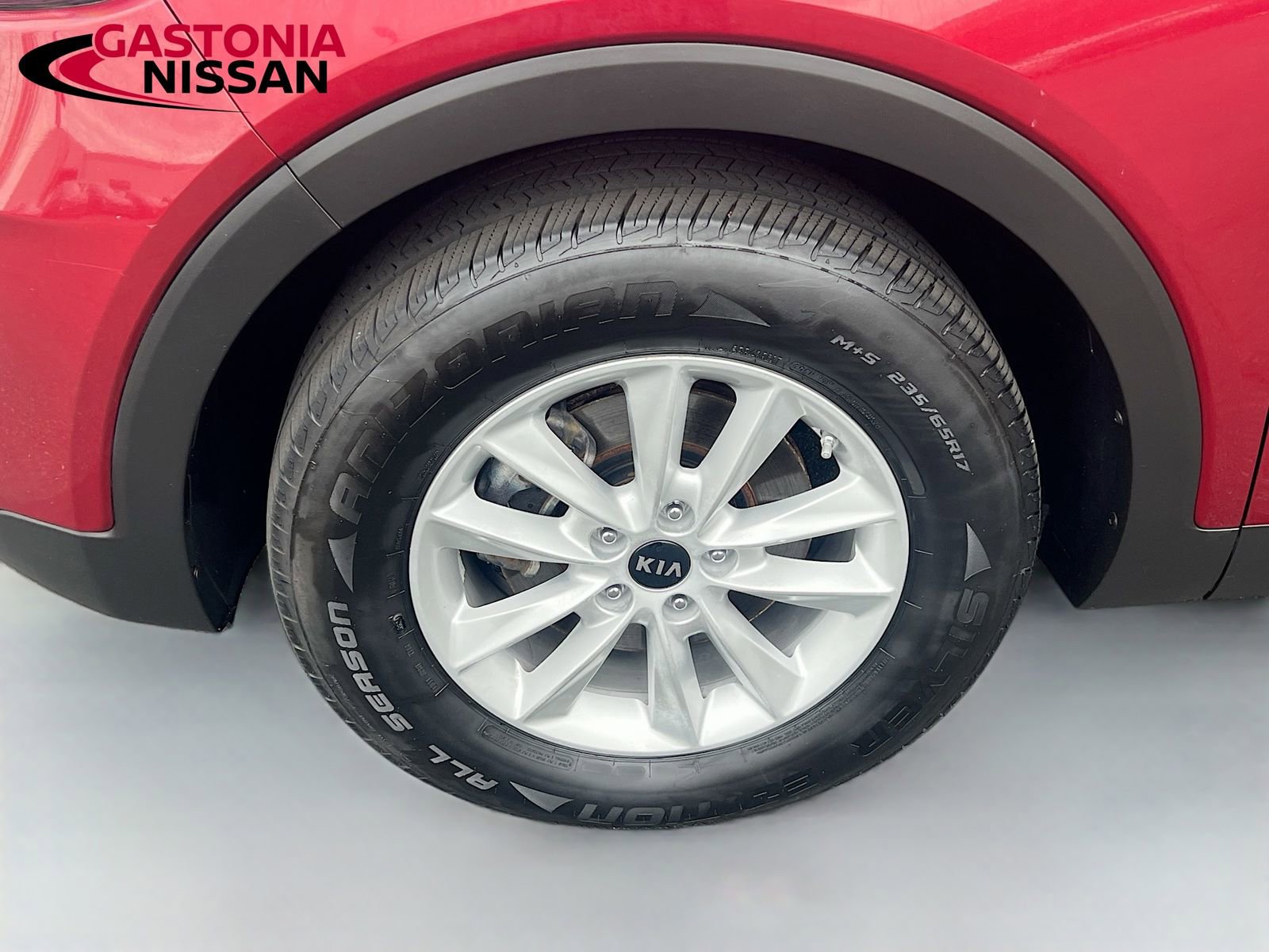 Used 2019 Kia Sorento LX image 39