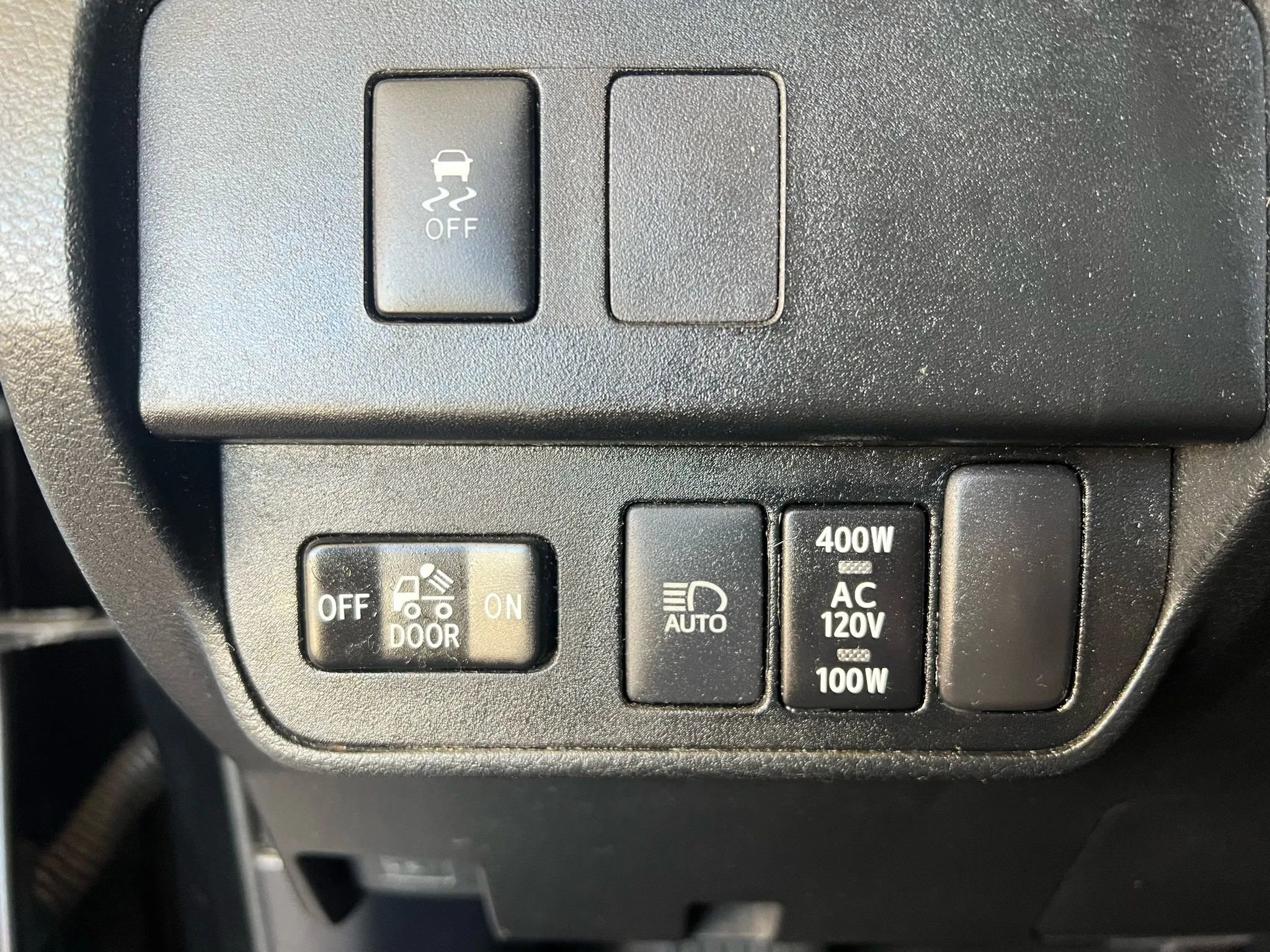 Used 2021 Toyota Tacoma TRD Off-Road image 10