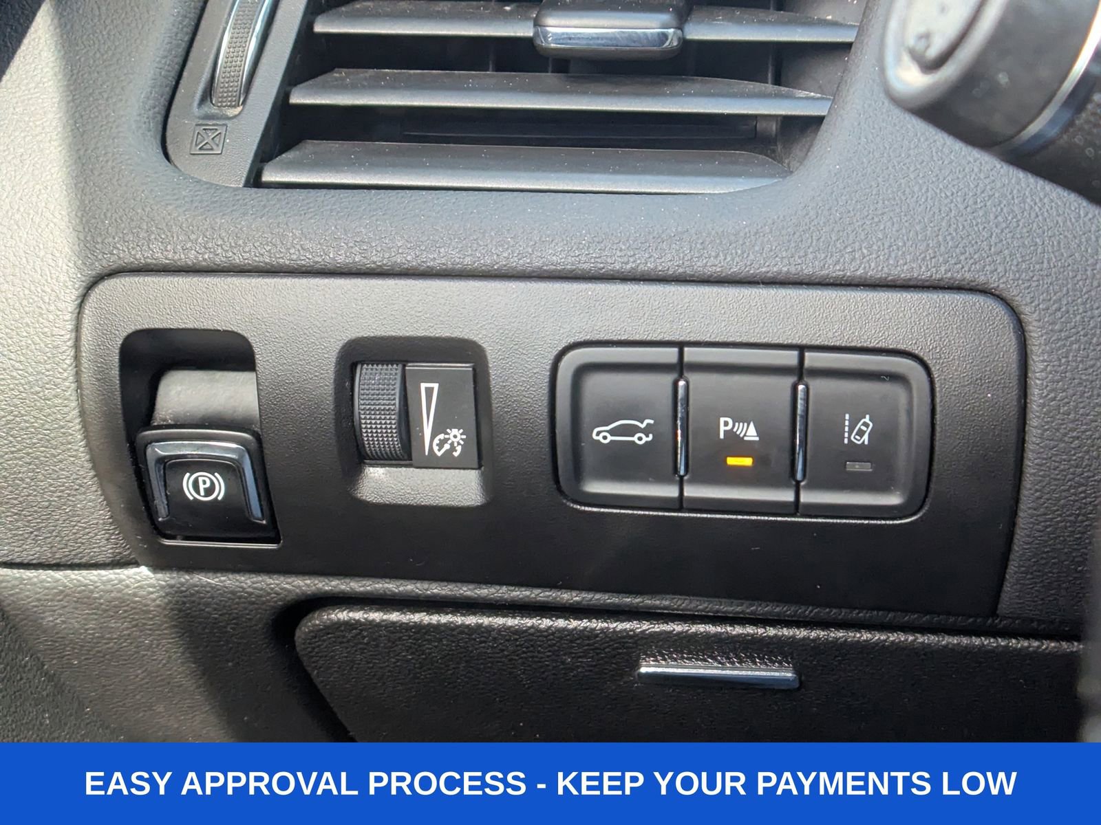 Used 2017 Chevrolet Impala LT w/ Leather Package image 41