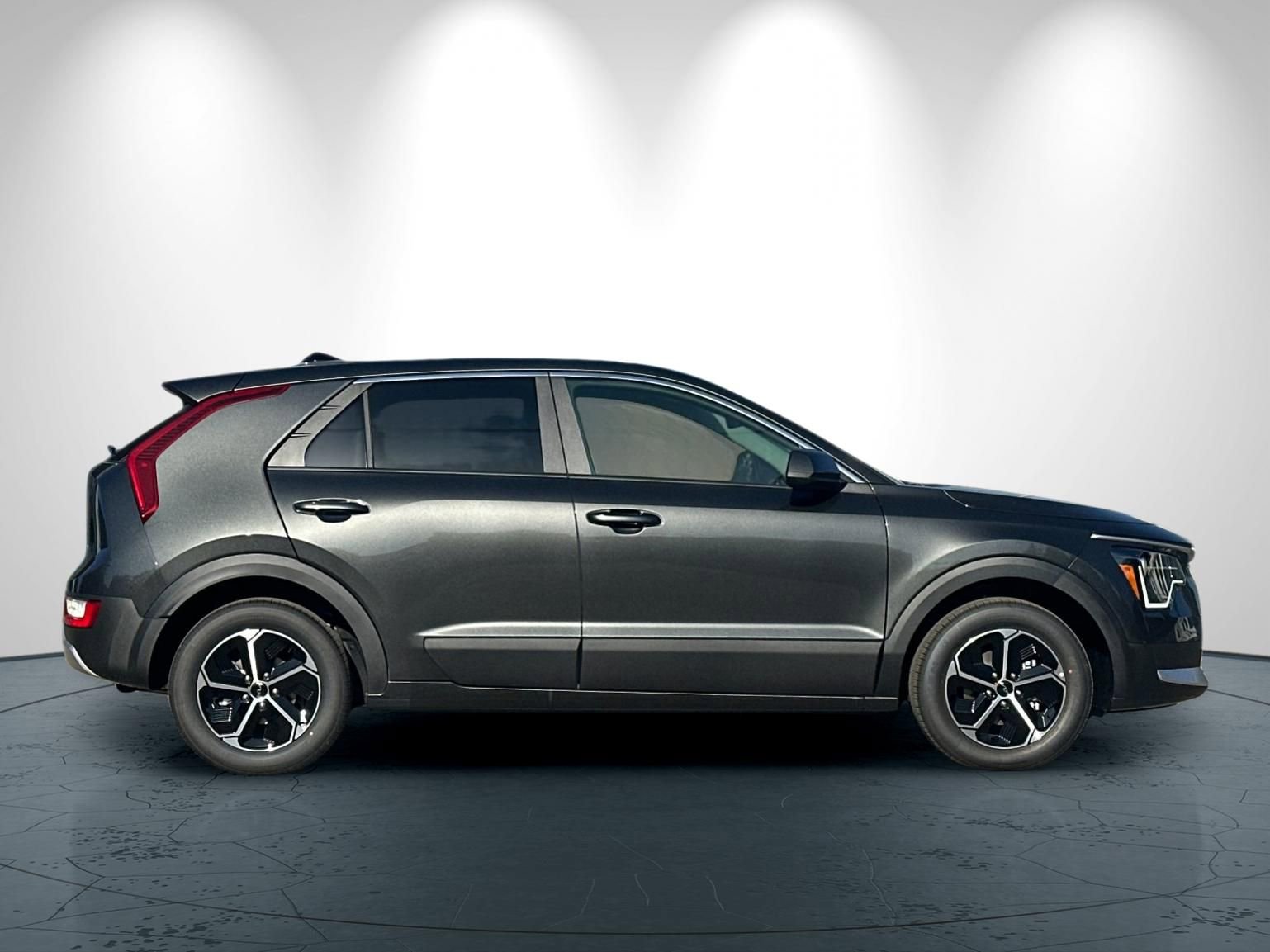 New 2026 Kia Niro LX FWD image 3