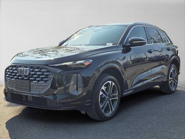 Used 2025 Audi Q5 Premium w/ Convenience Package AWD/4WD image 8