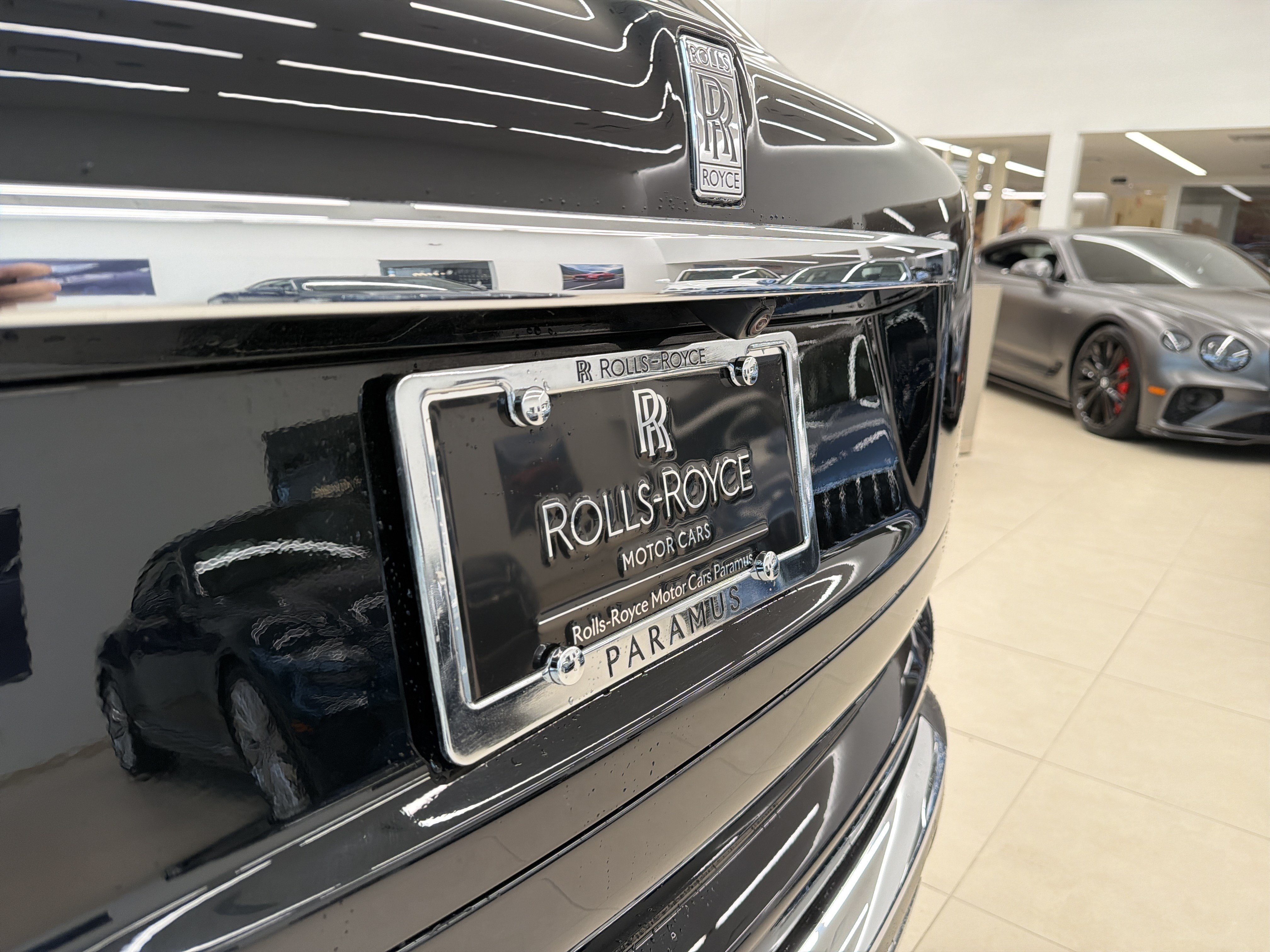 Certified 2022 Rolls-Royce Cullinan AWD/4WD image 27