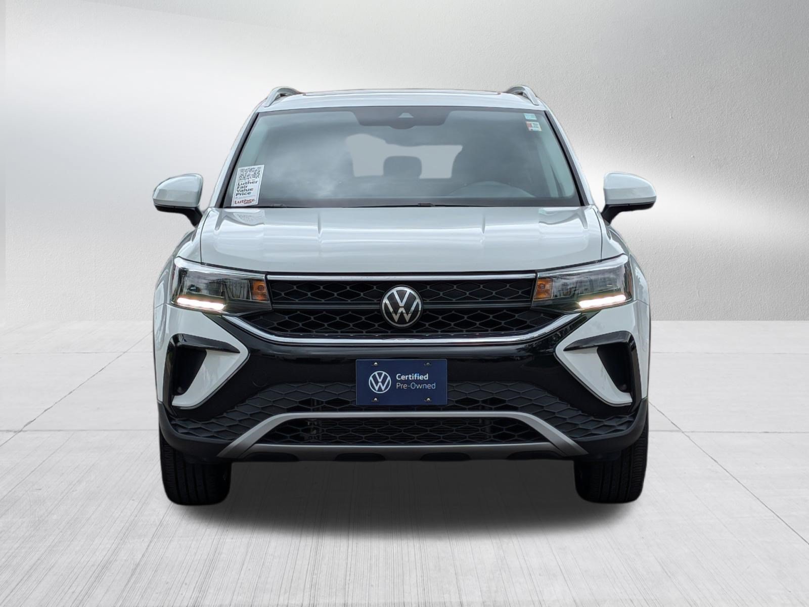 Certified 2023 Volkswagen Taos SE w/ Panoramic Sunroof Package AWD/4WD image 2