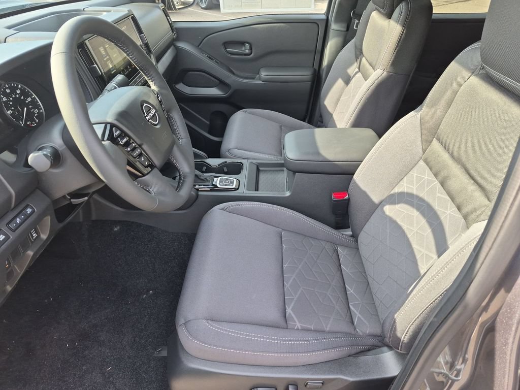 New 2027 Nissan Frontier SV w/ SV Convenience Package AWD/4WD image 6