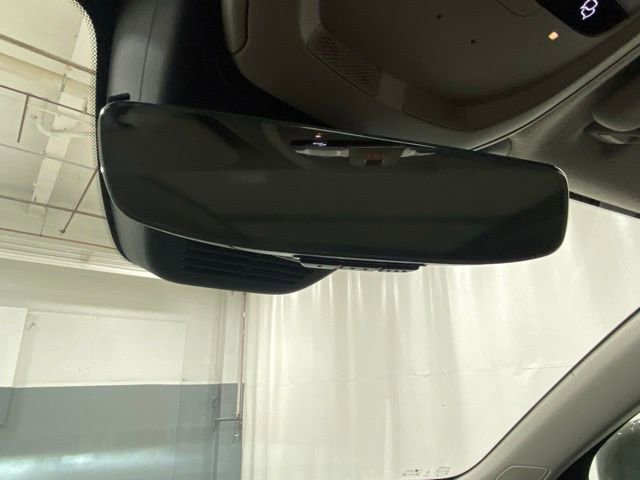 Certified 2024 Volvo XC40 B5 Plus w/ Protection Package Premier AWD/4WD image 28