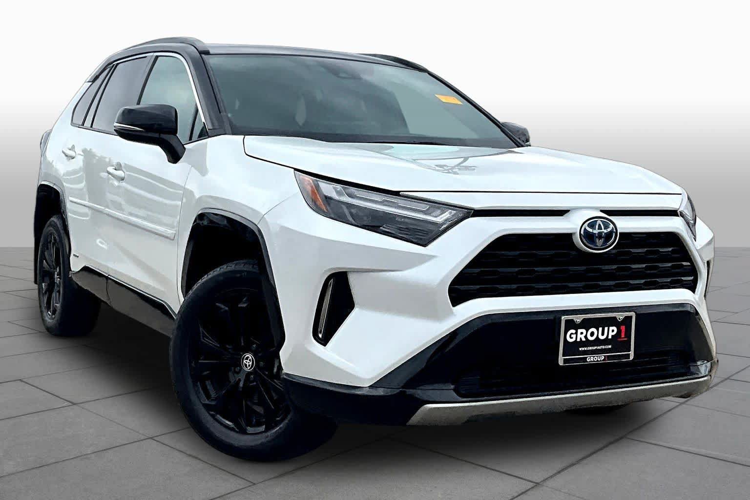 Certified 2023 Toyota RAV4 XSE AWD/4WD image 3
