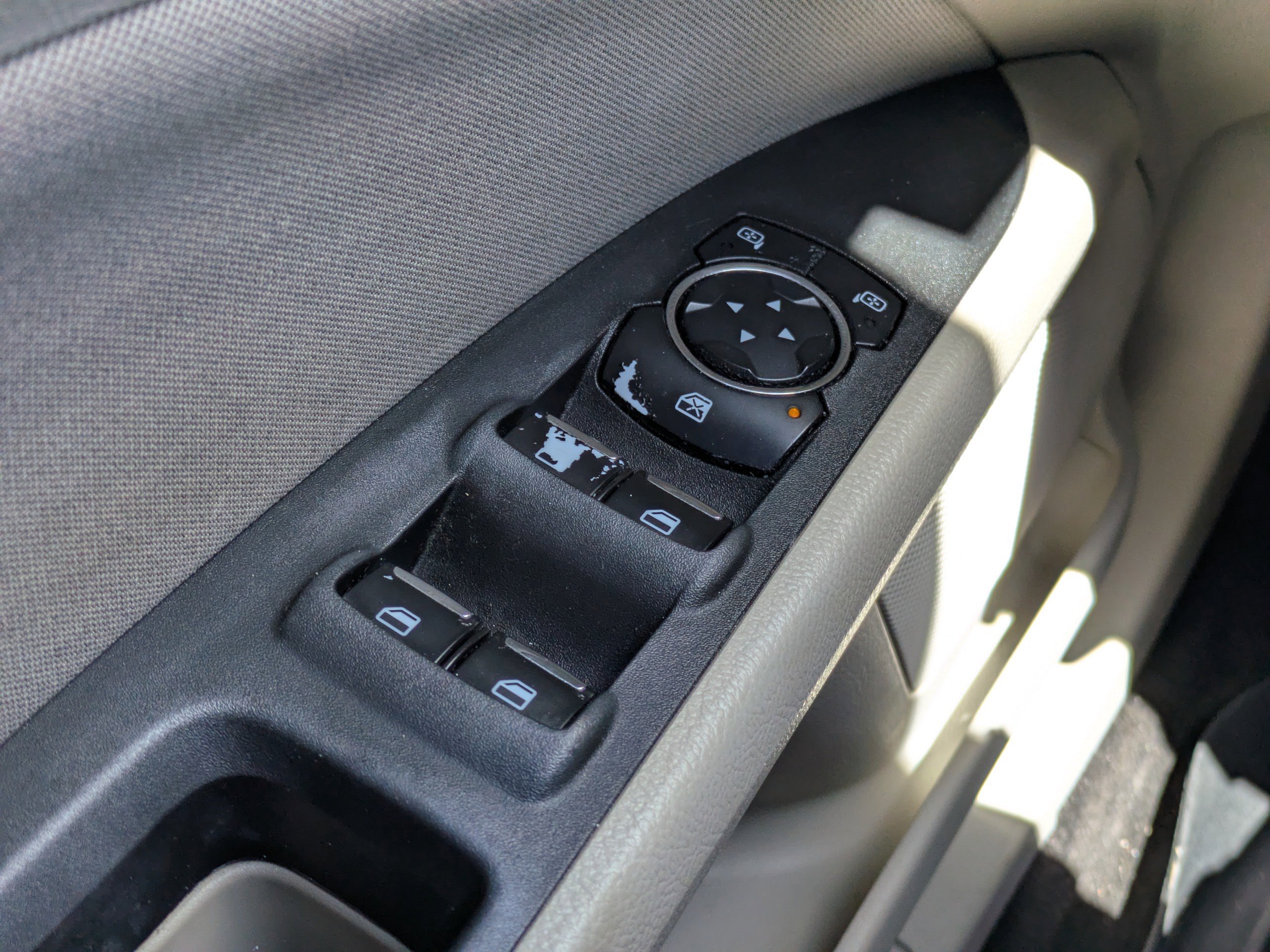 Certified 2020 Ford Fusion SE FWD image 27