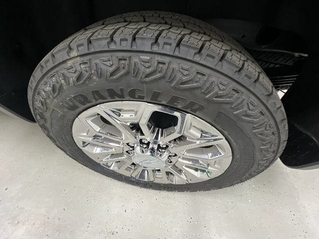 New 2026 Chevrolet Silverado 2500 LTZ w/ LTZ Plus Package AWD/4WD image 35