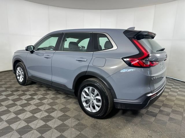 Used 2023 Honda CR-V LX image 5