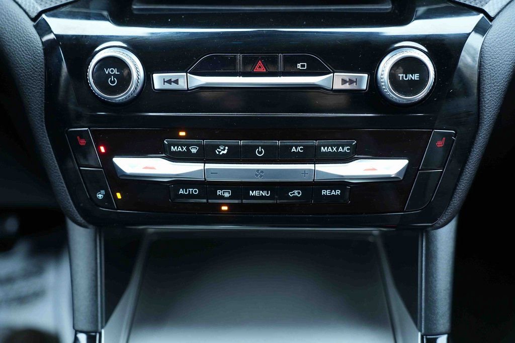 Used 2023 Ford Explorer ST-Line image 35