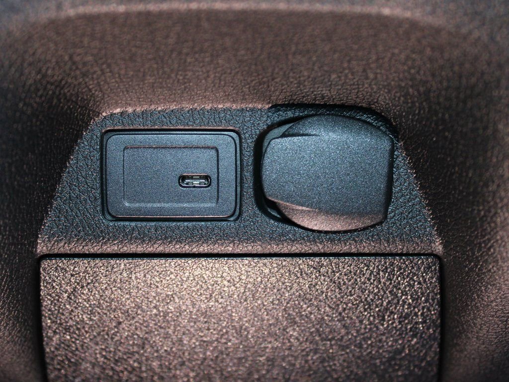 Used 2026 Mercedes-Benz Sprinter 2500 image 20