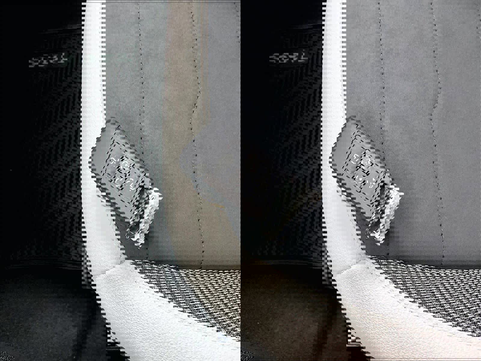 New 2026 Volkswagen Taos SE image 33