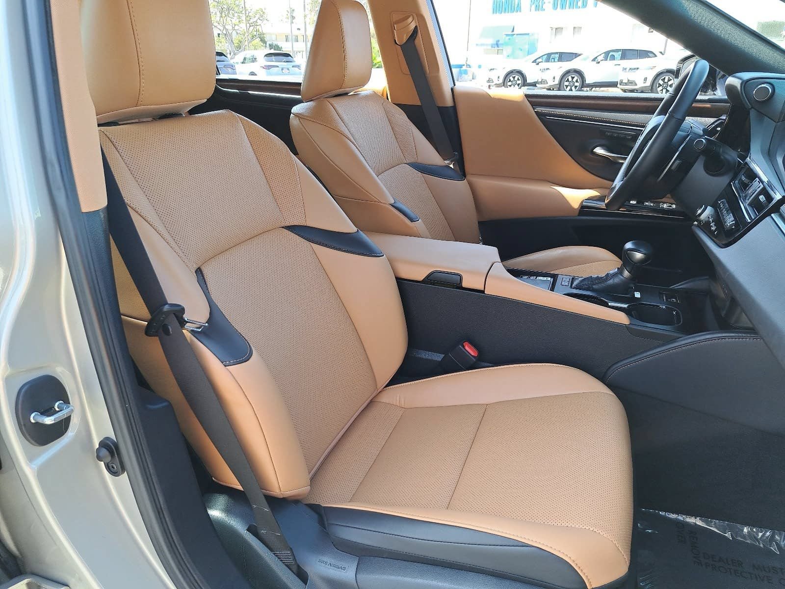 Used 2024 Lexus ES 300h w/ Premium Package FWD image 10