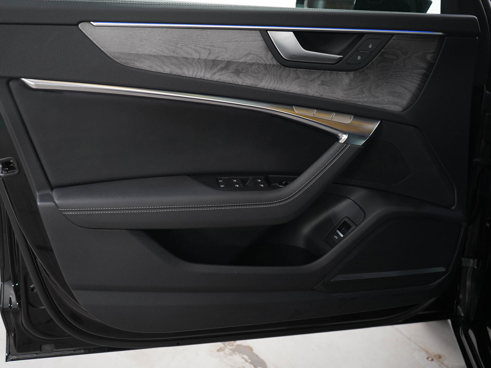 Used 2024 Audi A6 Premium Plus image 19