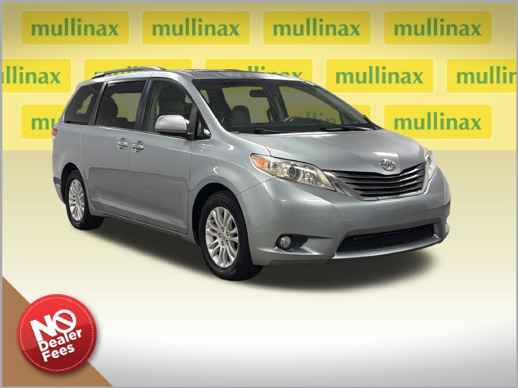 Used 2011 Toyota Sienna XLE w/ Premium Pkg