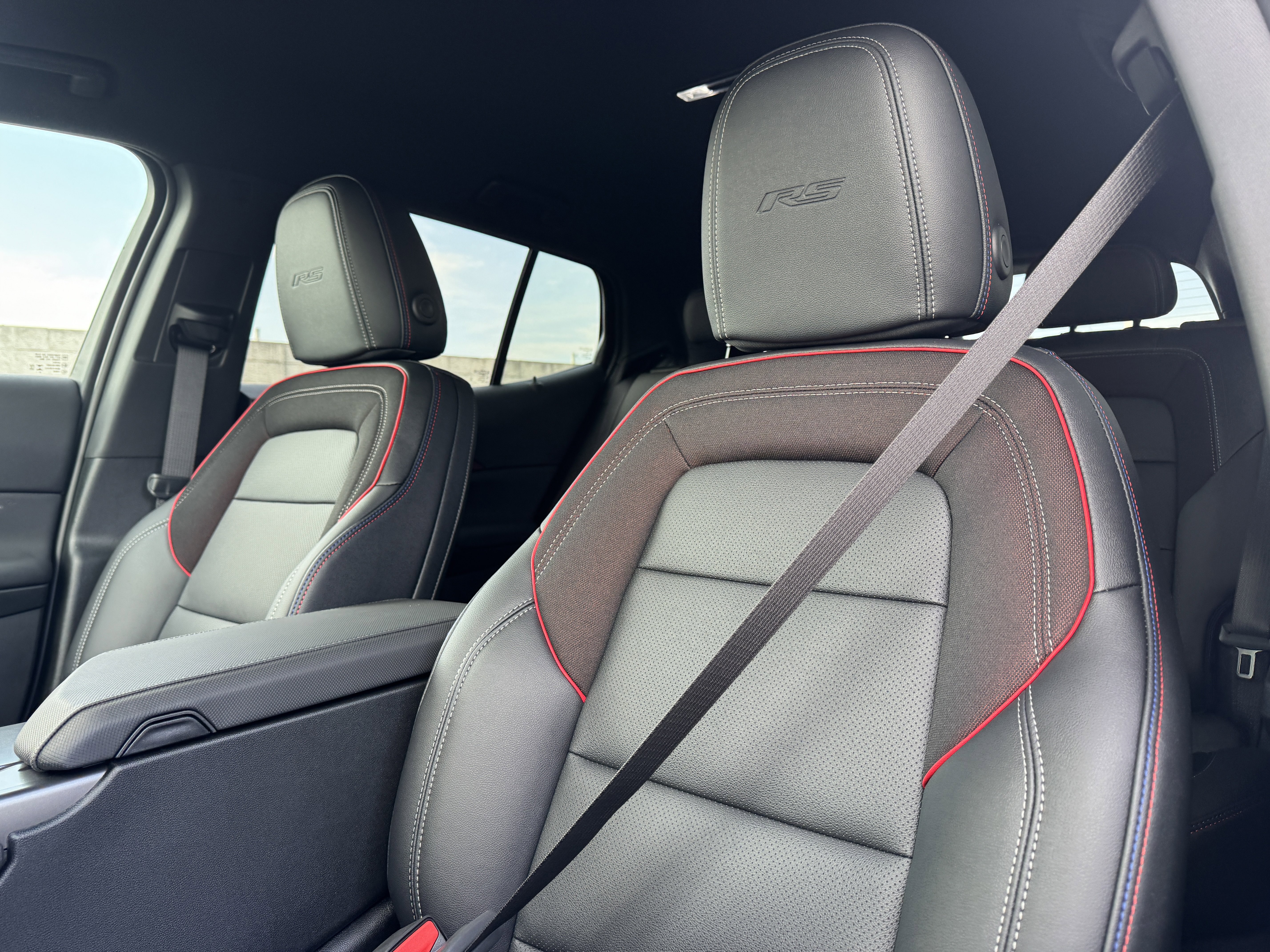 New 2026 Chevrolet Equinox EV RS image 14