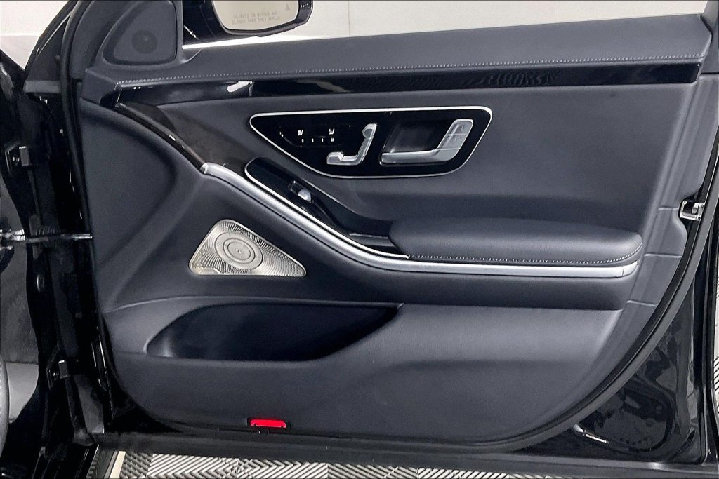 Certified 2023 Mercedes-Benz S 500 4MATIC w/ AMG Line image 16