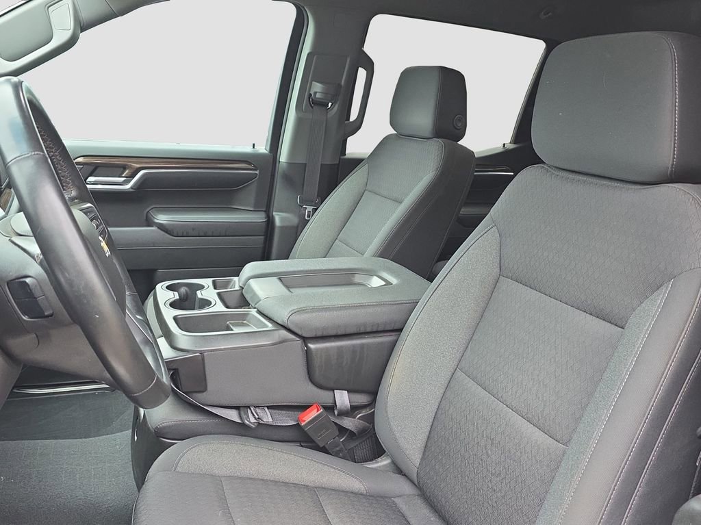 Used 2023 Chevrolet Silverado 1500 LT w/ Protection Package RWD image 7