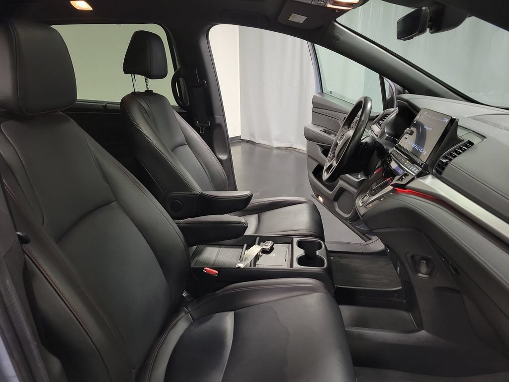 Used 2025 Honda Odyssey Sport-L image 36