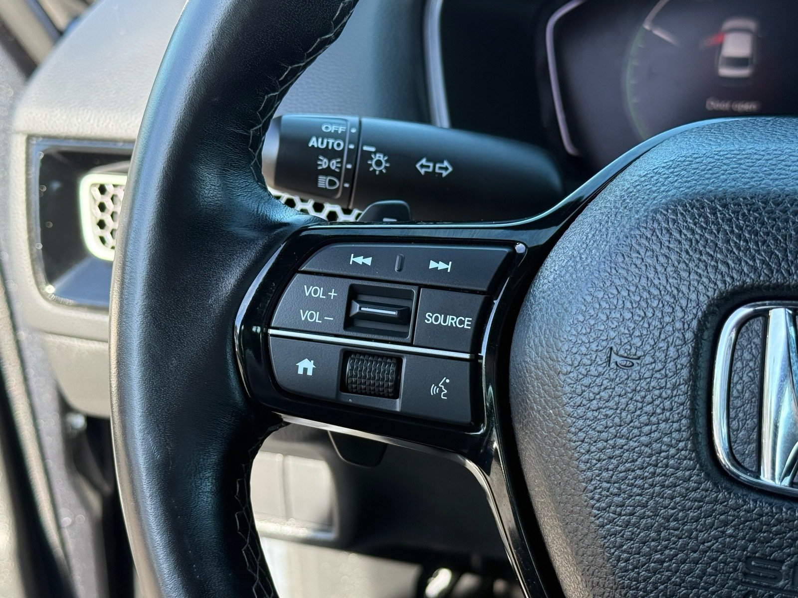 Used 2025 Honda Civic Sport image 17