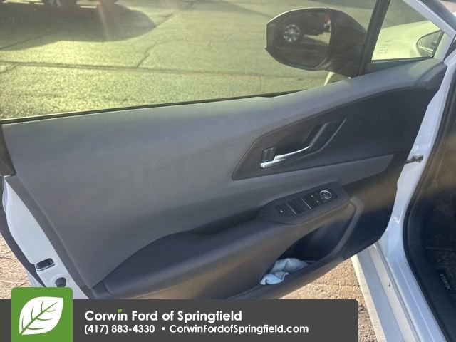 Used 2024 Toyota Prius XLE image 16