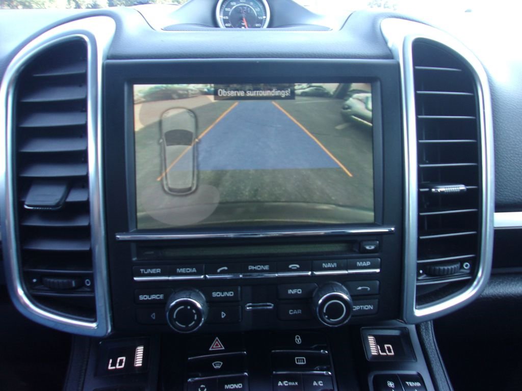 Used 2012 Porsche Cayenne Base image 11