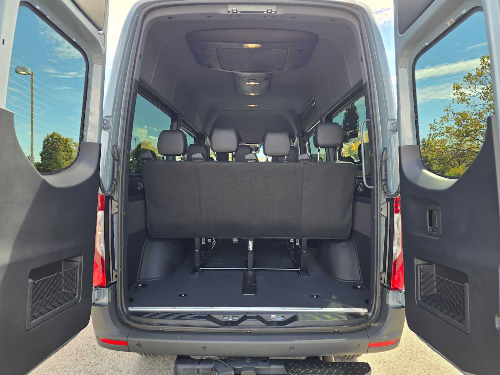 Used 2026 Mercedes-Benz Sprinter 2500 image 15