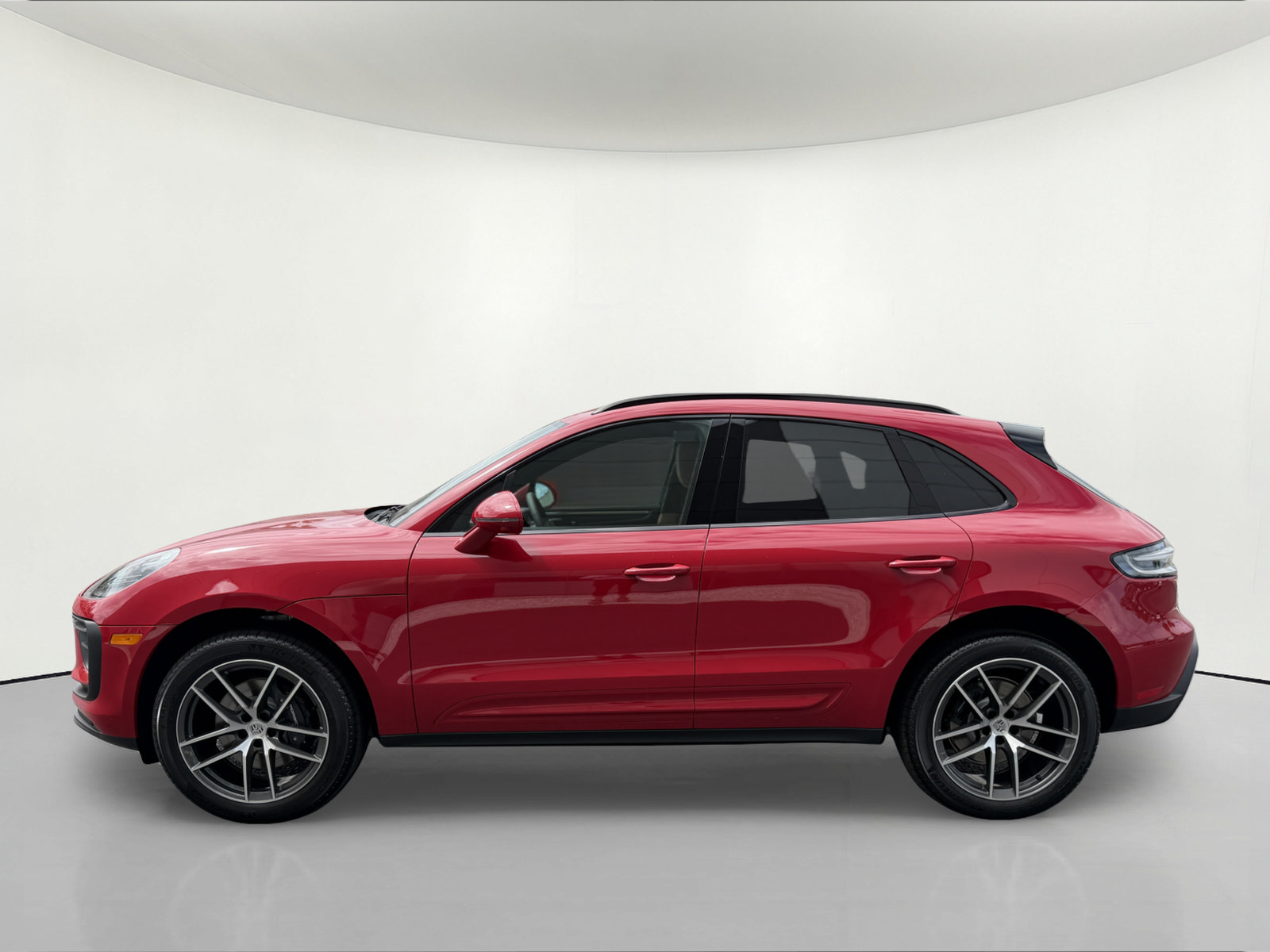 New 2026 Porsche Macan AWD/4WD image 2