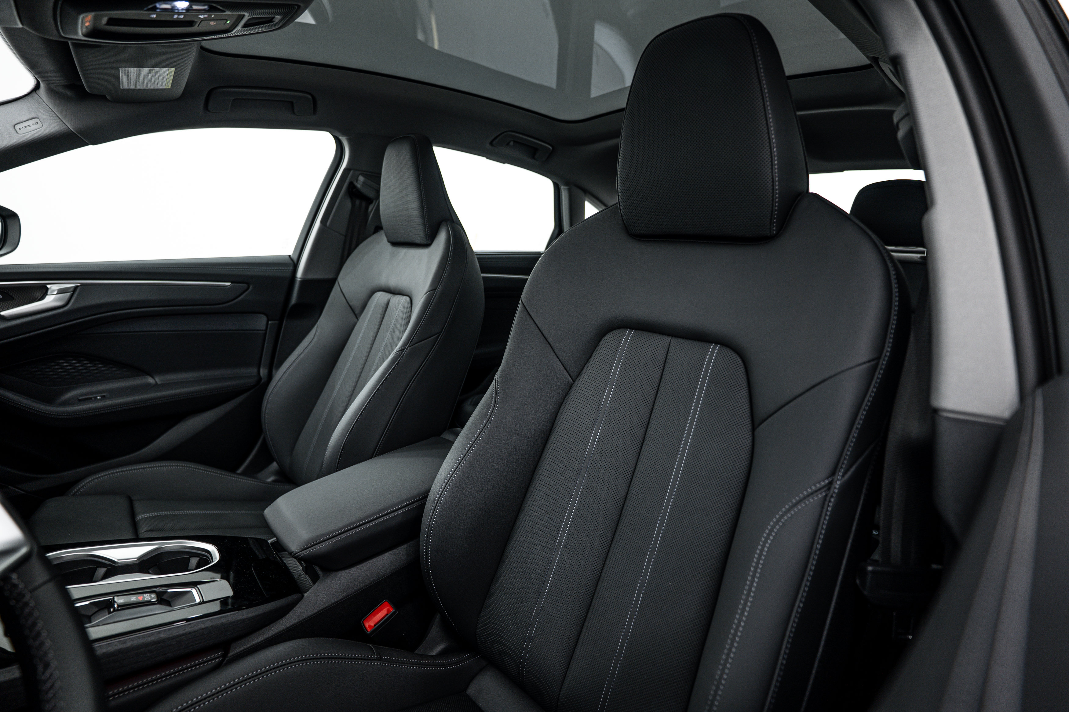 New 2026 Audi A6 Premium Plus AWD/4WD image 17