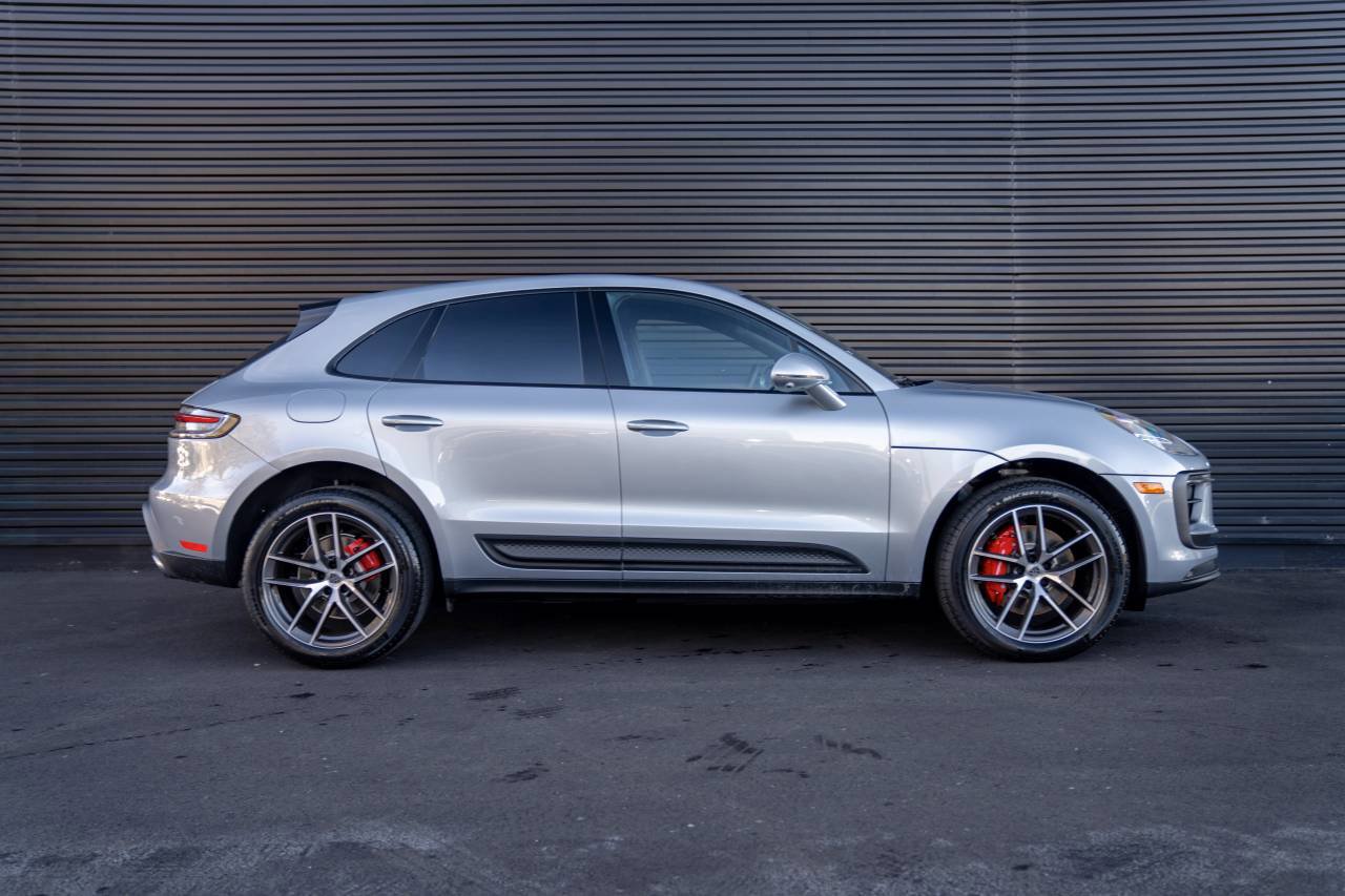 New 2026 Porsche Macan S image 12
