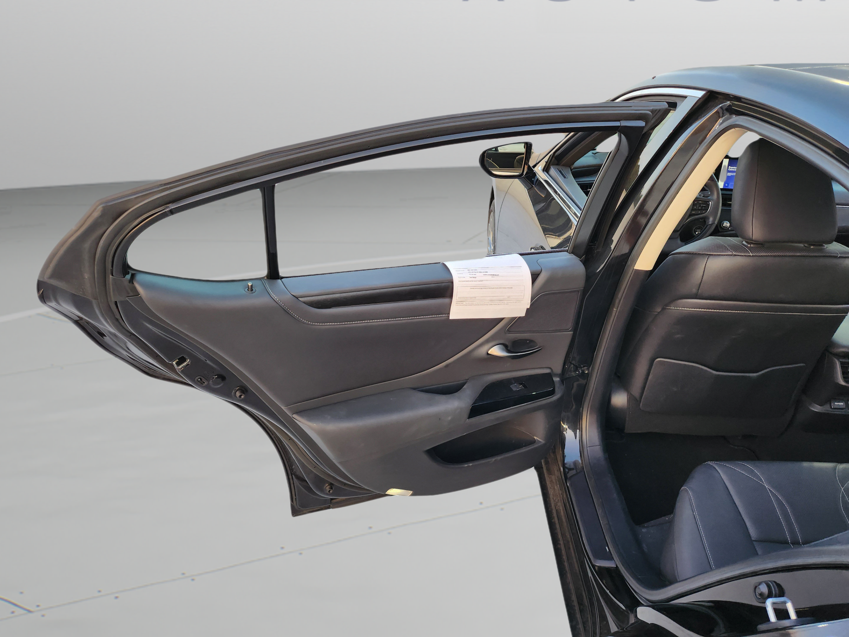 Certified 2024 Lexus ES 350 w/ Technology Package FWD image 17