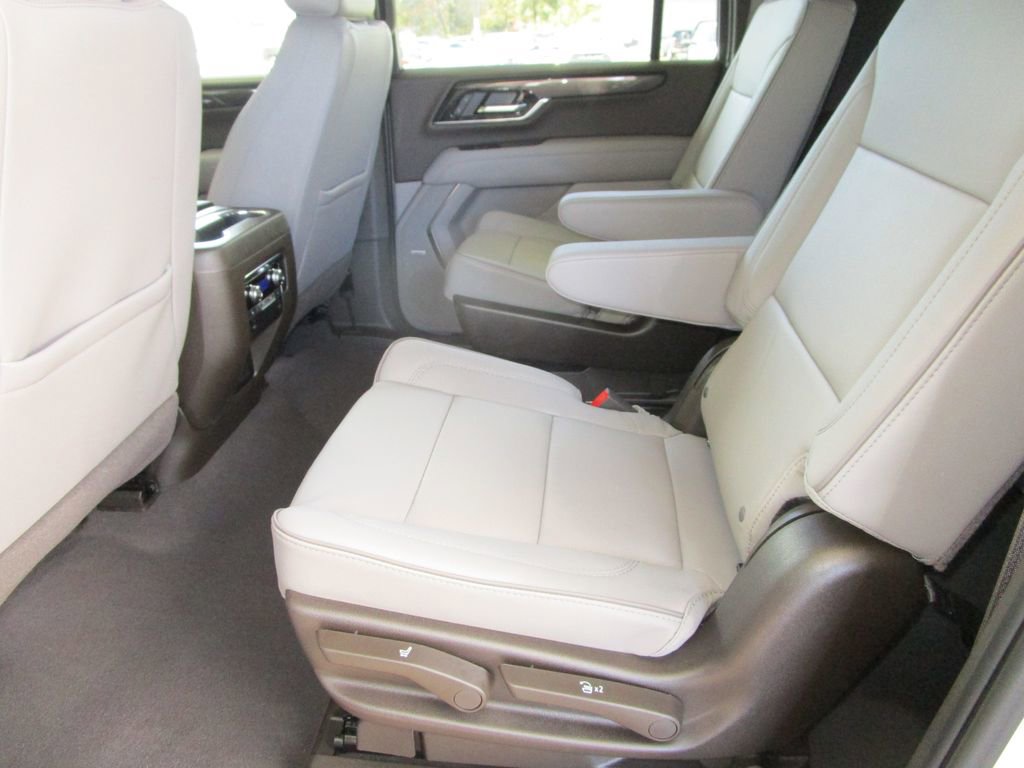 New 2026 GMC Yukon XL Elevation image 21