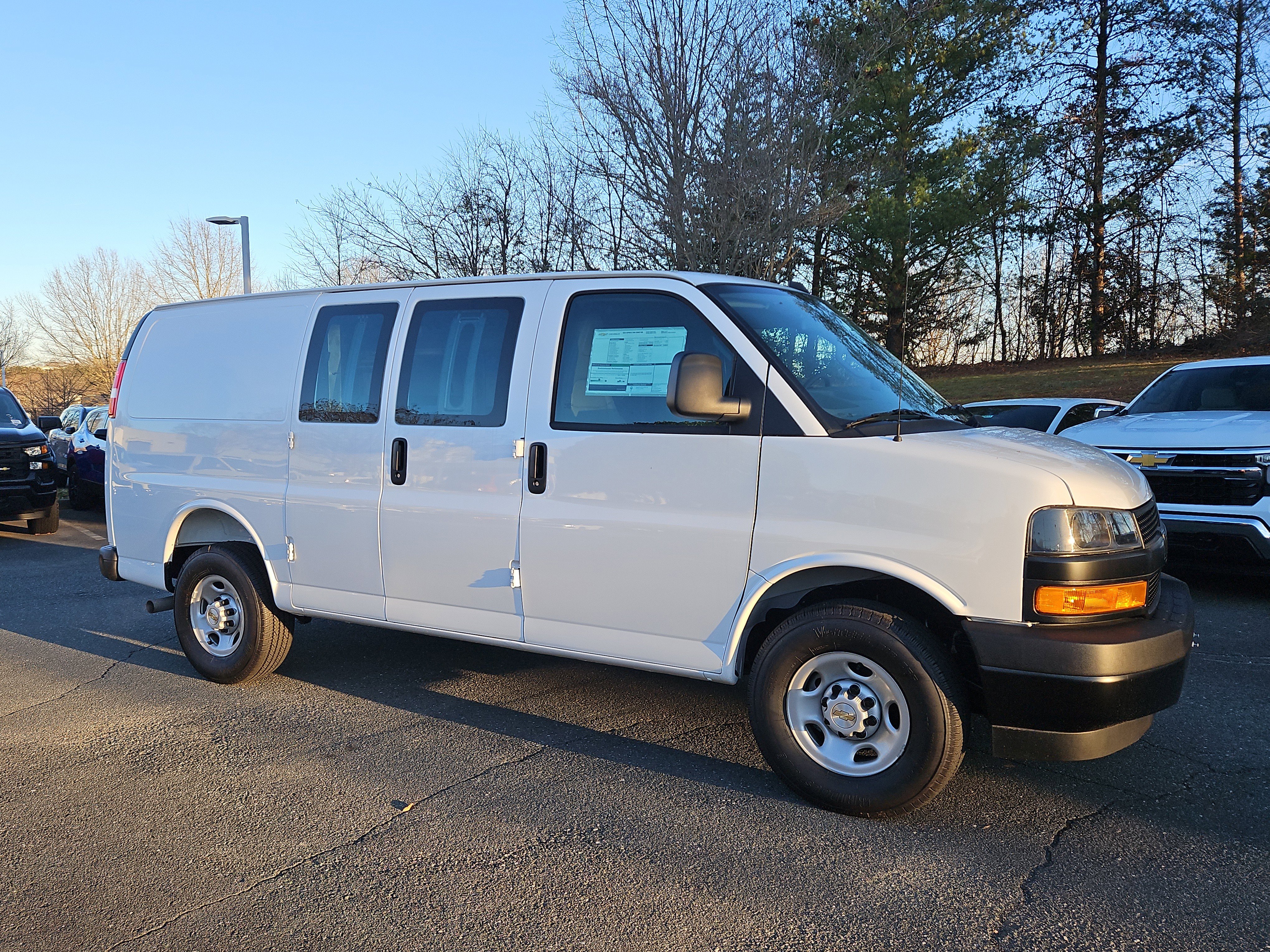 New 2025 Chevrolet Express 2500 w/ Driver Convenience Package image 6