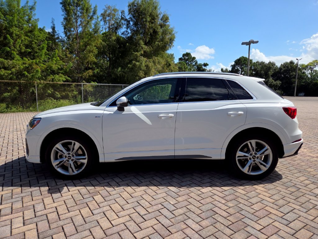 Used 2021 Audi Q3 2.0T Premium AWD/4WD image 8